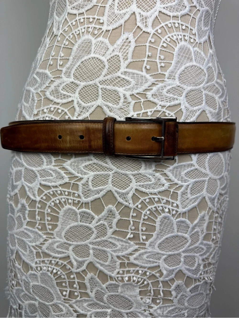 Magnanni Men’s Leather Belt in Oak Size 38